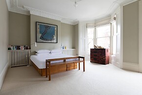 Poplar Grove II by Onefinestay