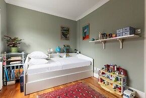 Poplar Grove II by Onefinestay