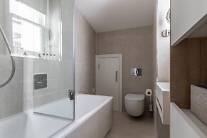 Priory Road III by Onefinestay