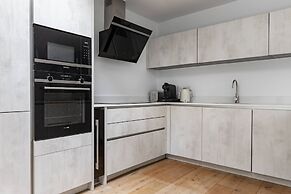 Priory Road III by Onefinestay