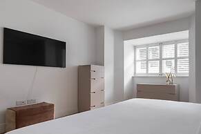 Priory Road III by Onefinestay