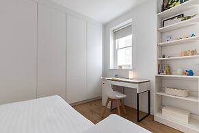 Priory Road III by Onefinestay