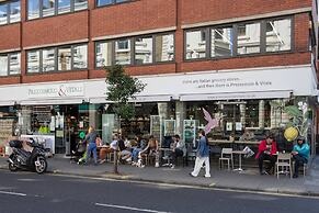 St Stephen's Gardens VII by Onefinestay