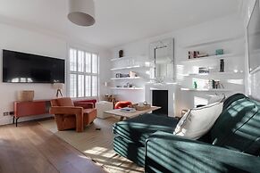 St Stephen's Gardens VII by Onefinestay