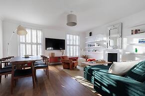 St Stephen's Gardens VII by Onefinestay