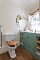 Vernon Street by Onefinestay