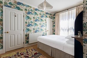 Vernon Street by Onefinestay