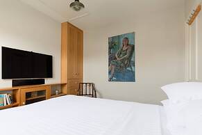 Willes Road II by Onefinestay