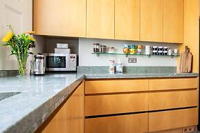 Willes Road II by Onefinestay