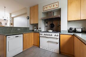 Willes Road II by Onefinestay