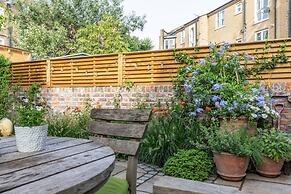 Willes Road II by Onefinestay