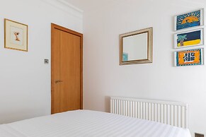 West Heath Road by Onefinestay