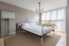 Tetcott Road by Onefinestay