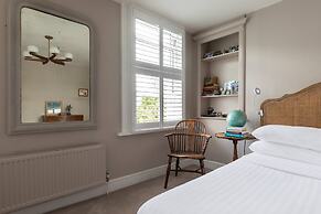 Tetcott Road by Onefinestay