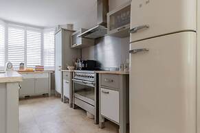 Tetcott Road by Onefinestay