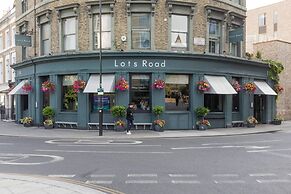 Tetcott Road by Onefinestay