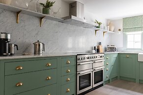 Chester Row IV by Onefinestay