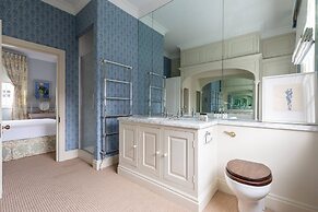 Chester Row IV by Onefinestay