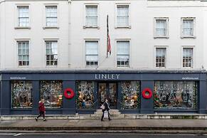 Chester Row IV by Onefinestay