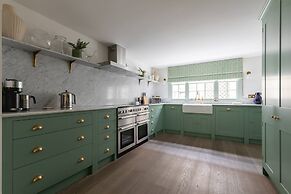 Chester Row IV by Onefinestay