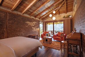 Luna Volcán, Adventure SPA - formerly Luna Runtún
