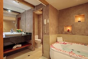 Luna Volcán, Adventure SPA - formerly Luna Runtún