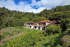 Luna Volcán, Adventure SPA - formerly Luna Runtún