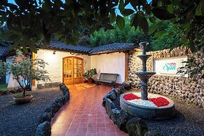 Luna Volcán, Adventure SPA - formerly Luna Runtún