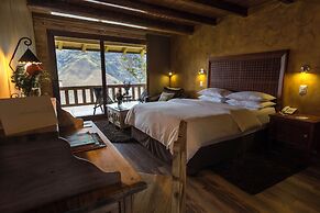 Luna Volcán, Adventure SPA - formerly Luna Runtún