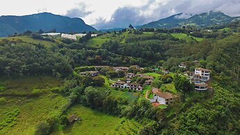 Luna Volcán, Adventure SPA - formerly Luna Runtún