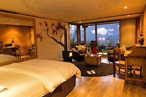 Luna Volcán, Adventure SPA - formerly Luna Runtún