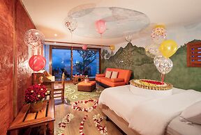 Luna Volcán, Adventure SPA - formerly Luna Runtún