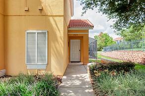 8523 Charming Townhouse Perfect for Family