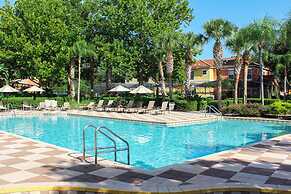 8523 Charming Townhouse Perfect for Family