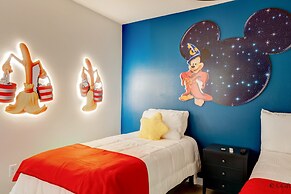 8523 Charming Townhouse Perfect for Family