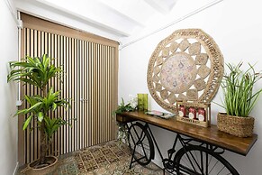 Unik Vacation Citywall