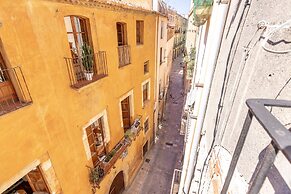 Unik Vacation Citywall