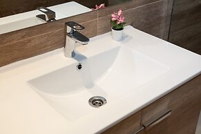 Unik Vacation Citywall