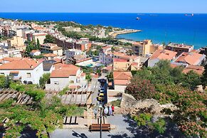 Unik Vacation Citywall