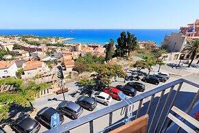 Unik Vacation Citywall