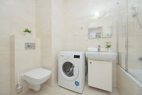 Wolska Apartment With Parking by Renters