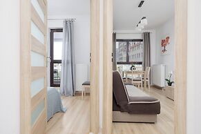 Wolska Apartment With Parking by Renters