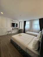 Frazel Heritage Hotel