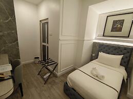 Frazel Heritage Hotel