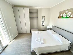 Villa Ipnotica - Panoramic Views Plus Exquisite Pool - Sleeps 7 - Very