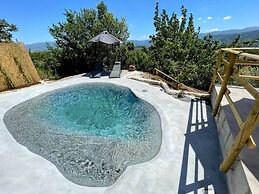 Villa Ipnotica - Panoramic Views Plus Exquisite Pool - Sleeps 7 - Very
