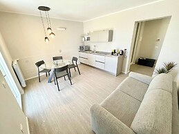 Villa Ipnotica - Panoramic Views Plus Exquisite Pool - Sleeps 7 - Very