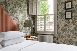 Westover Road III by Onefinestay