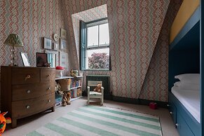 Westover Road III by Onefinestay