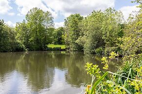 Westover Road III by Onefinestay